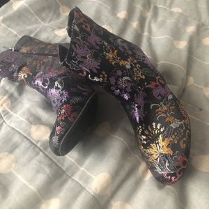 Black embroidered boots